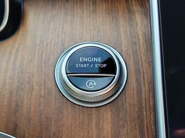 2023 Mercedes-Benz C-Class C 300 photo 25