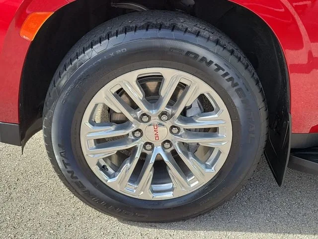 2022 GMC Yukon SLT photo 11