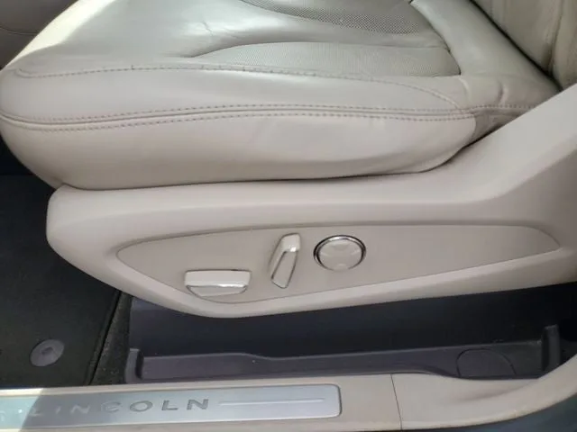 2018 Lincoln MKC Select photo 15