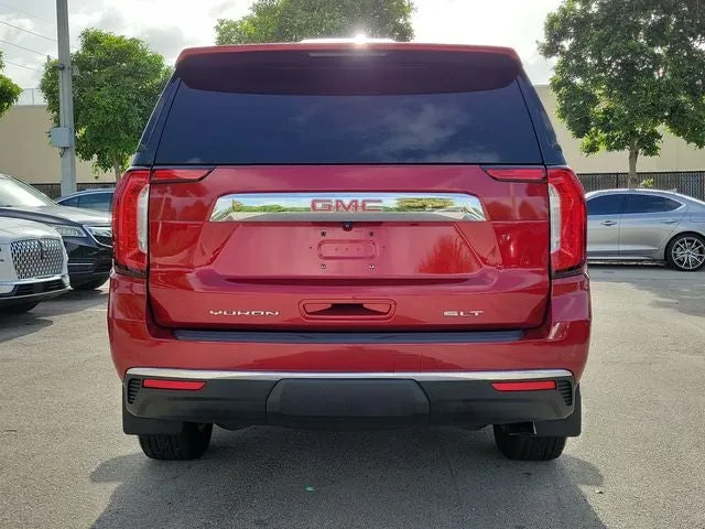 2022 GMC Yukon SLT photo 5