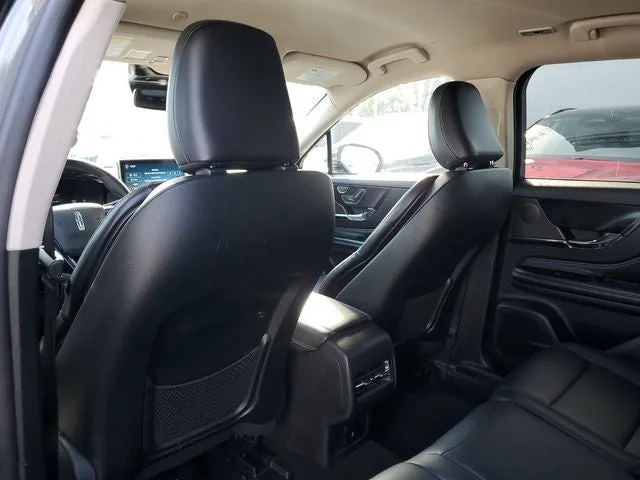 2024 Lincoln Corsair Premiere photo 11