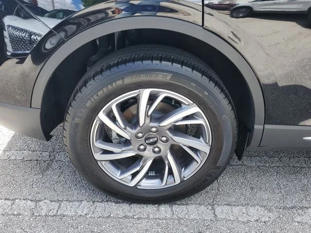 2024 Lincoln Corsair Premiere photo 7
