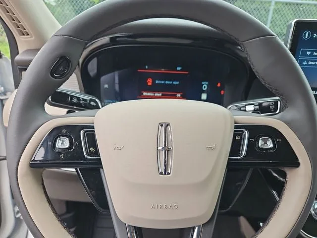 2024 Lincoln Corsair Premiere photo 16
