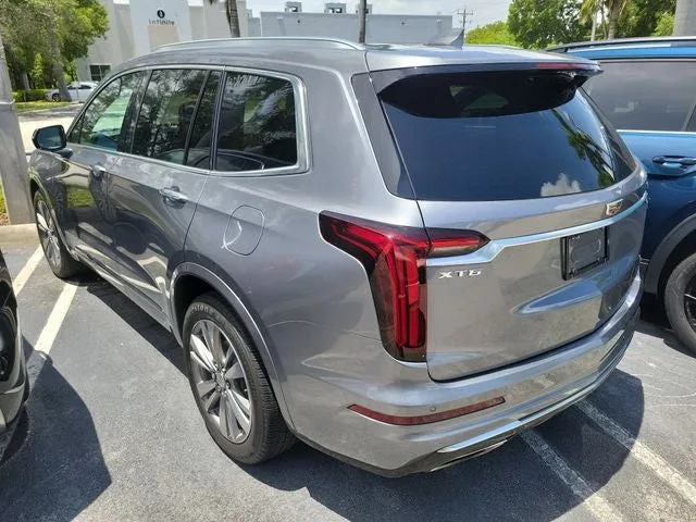 2021 Cadillac XT6 Premium Luxury photo 4