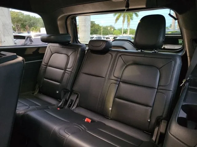 2024 Lincoln Navigator Premiere photo 12