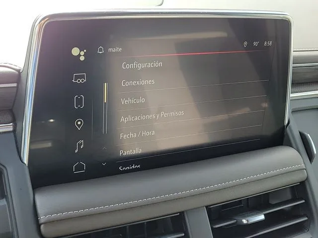 2022 GMC Yukon SLT photo 28