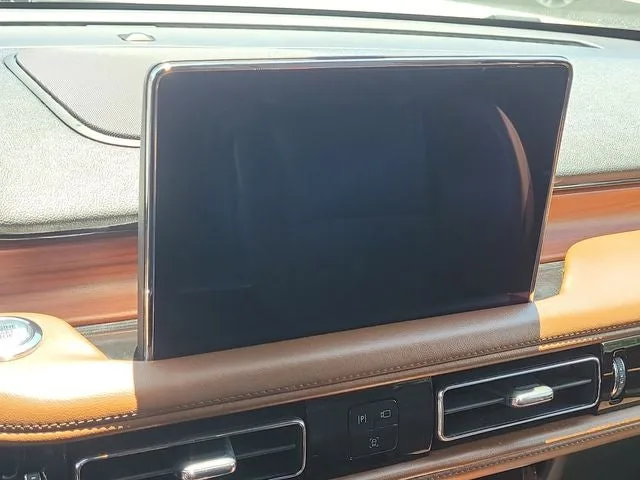 2020 Lincoln Aviator Reserve photo 23
