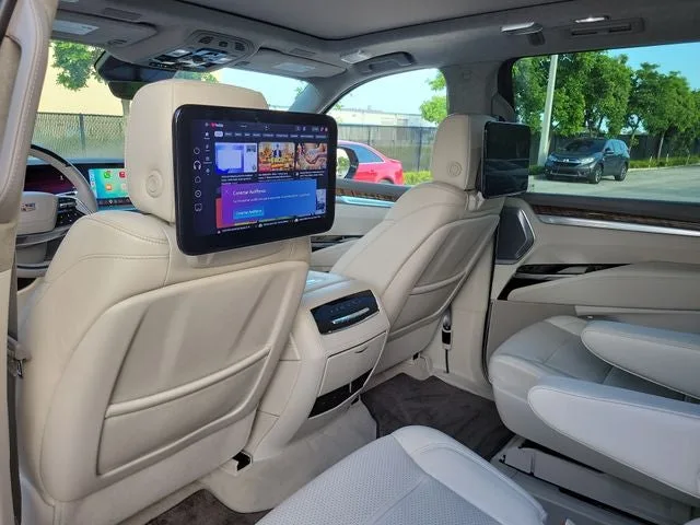 2025 Cadillac Escalade ESV Sport Platinum photo 12
