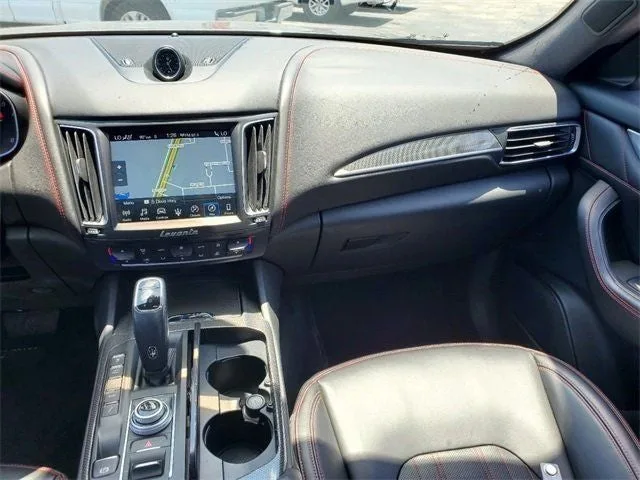 2019 Maserati Levante Base photo 15