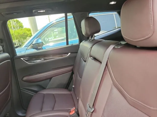 2021 Cadillac XT6 Premium Luxury photo 12