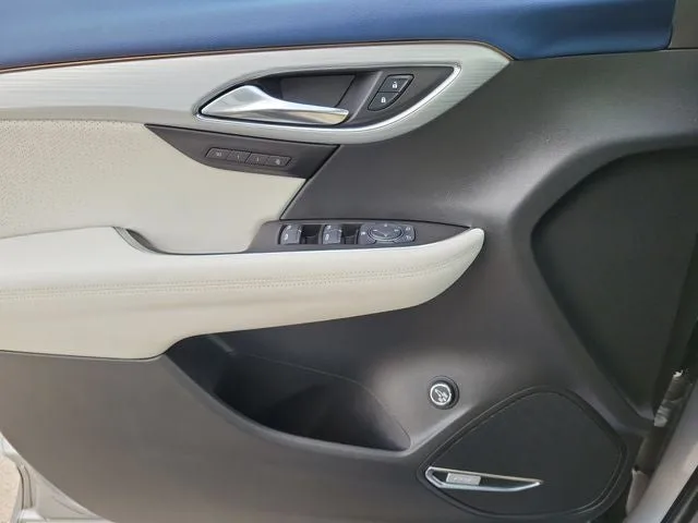 2024 Buick Envision Avenir photo 15