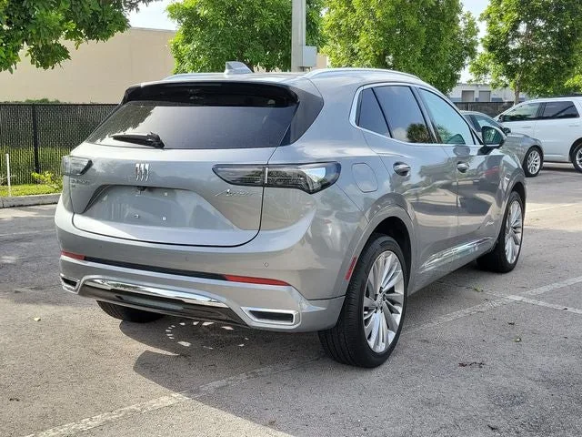 2024 Buick Envision Avenir photo 6