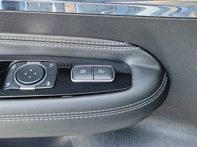 2024 Lincoln Corsair Premiere photo 30