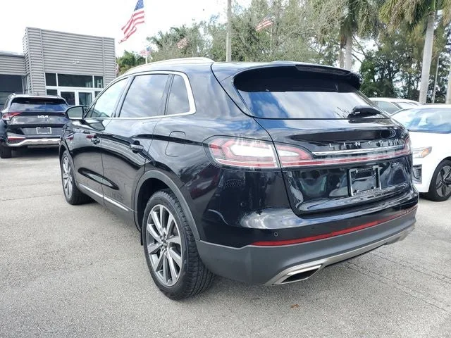 2019 Lincoln Nautilus Select photo 5