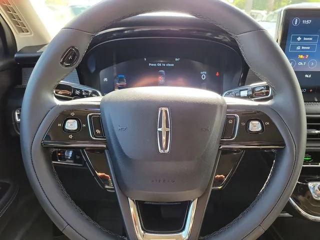 2024 Lincoln Corsair Premiere photo 13