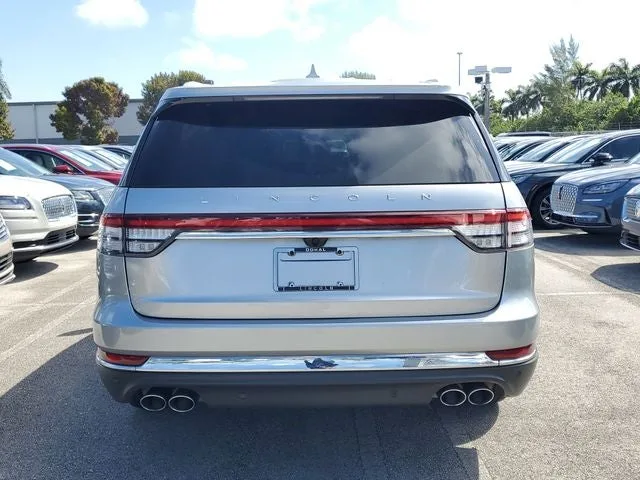 2020 Lincoln Aviator Reserve Premium photo 5