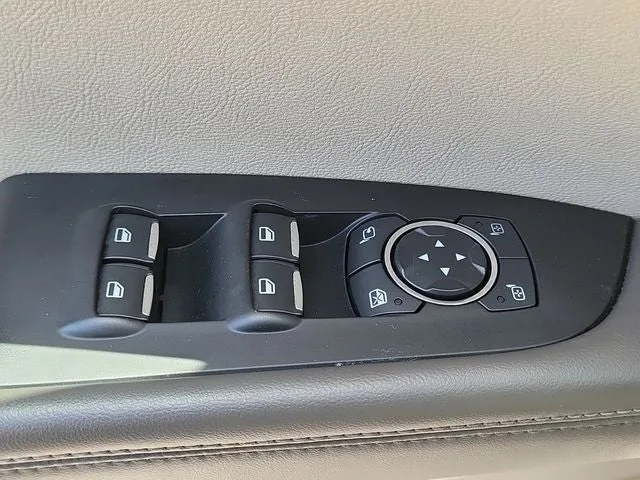 2019 Lincoln Nautilus Standard photo 29