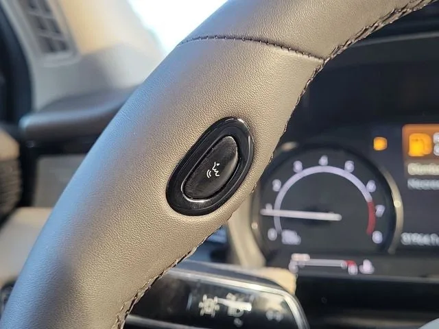 2022 Lincoln Corsair Standard photo 21