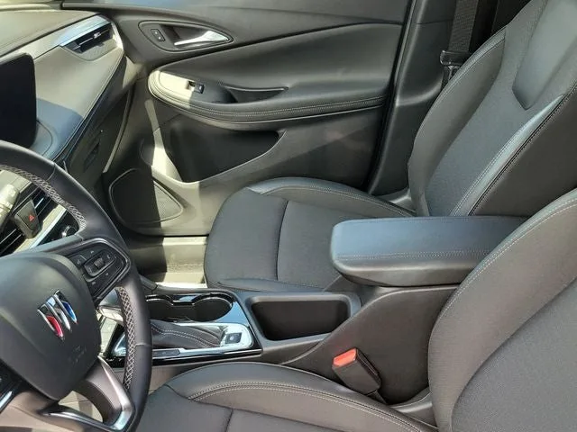 2024 Buick Encore GX Preferred photo 13