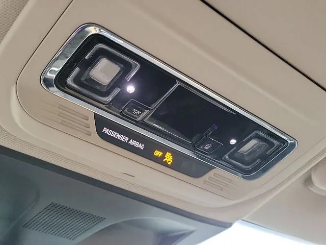 2022 Lincoln Corsair Standard photo 30