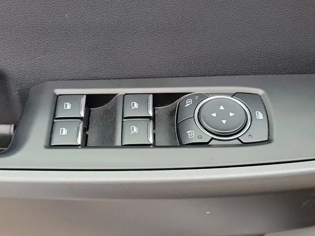 2026 Ford F-250SD XLT photo 18
