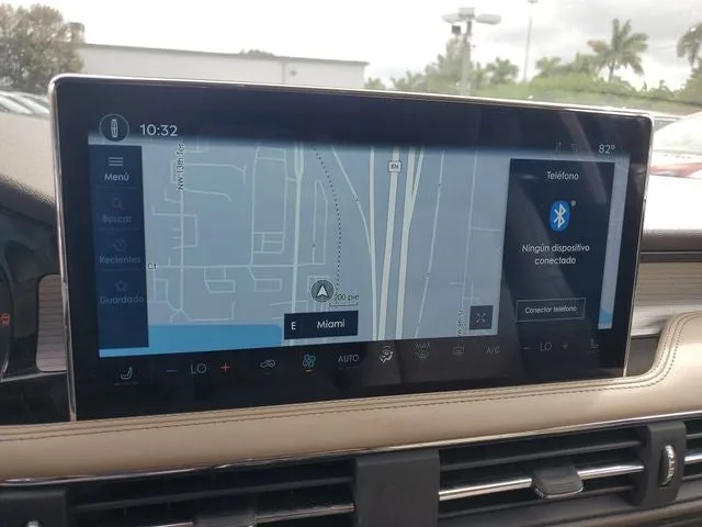 2024 Lincoln Corsair Premiere photo 22