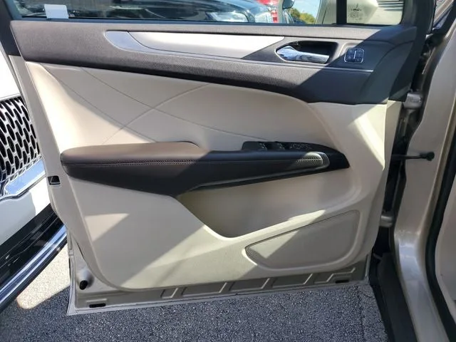 2017 Lincoln MKC Premiere photo 16
