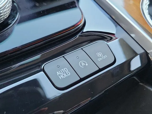 2025 Cadillac Escalade ESV Sport Platinum photo 33