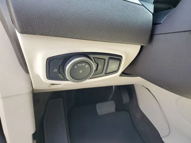 2017 Lincoln MKC Premiere photo 19