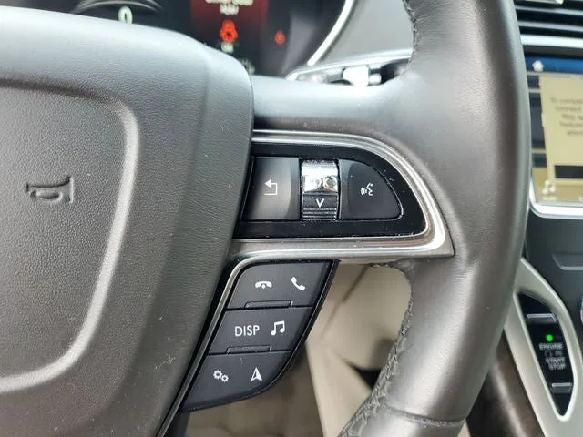 2019 Lincoln Nautilus Select photo 24