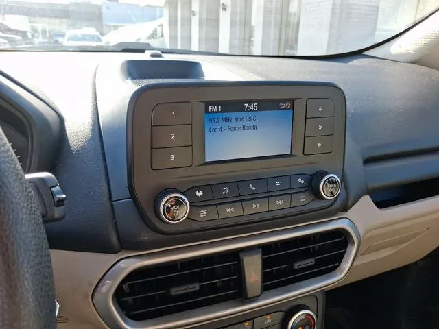 2021 Ford EcoSport S photo 19