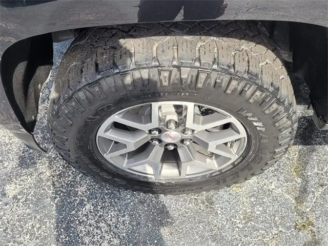 2021 GMC Canyon AT4 w/Cloth photo 13