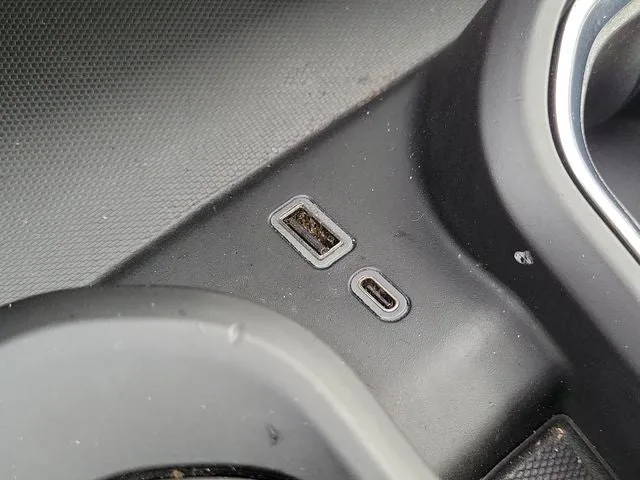 2023 GMC Sierra 1500 Denali photo 22