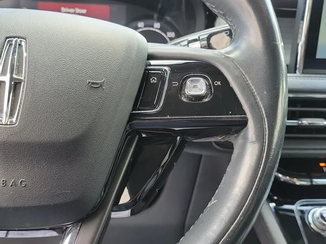 2021 Lincoln Corsair Standard photo 22