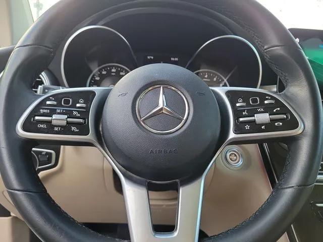 2022 Mercedes-Benz GLC GLC 300 photo 22