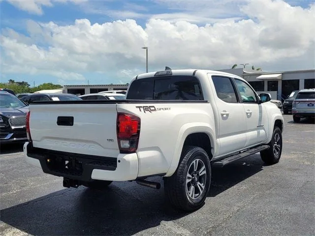 2018 Toyota Tacoma TRD Sport V6 photo 7