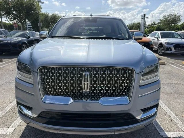 2020 Lincoln Navigator Black Label photo 2