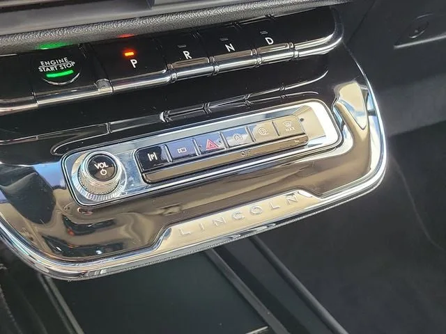 2024 Lincoln Corsair Premiere photo 20