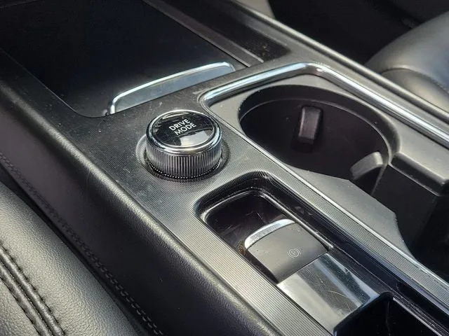 2021 Lincoln Corsair Standard photo 28