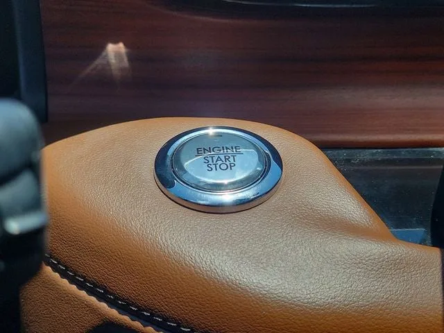 2020 Lincoln Aviator Reserve photo 22
