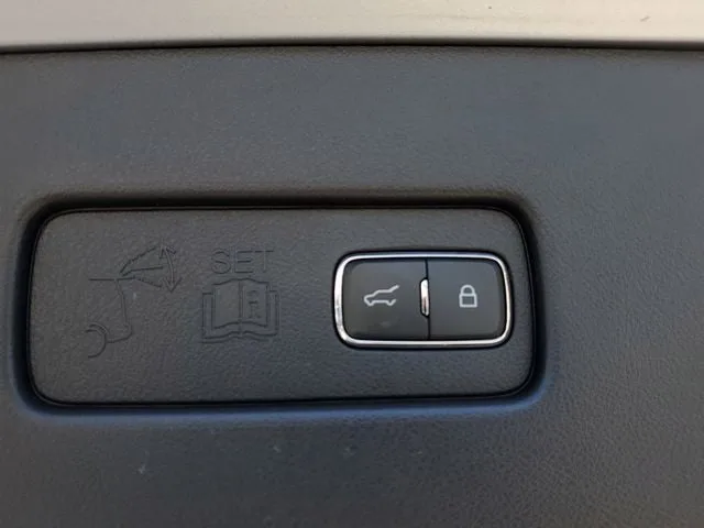 2020 Lincoln Aviator Reserve Premium photo 9