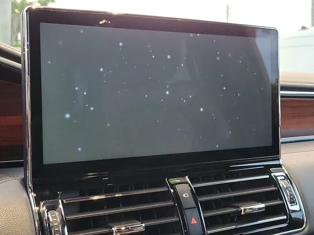 2024 Lincoln Navigator Premiere photo 22