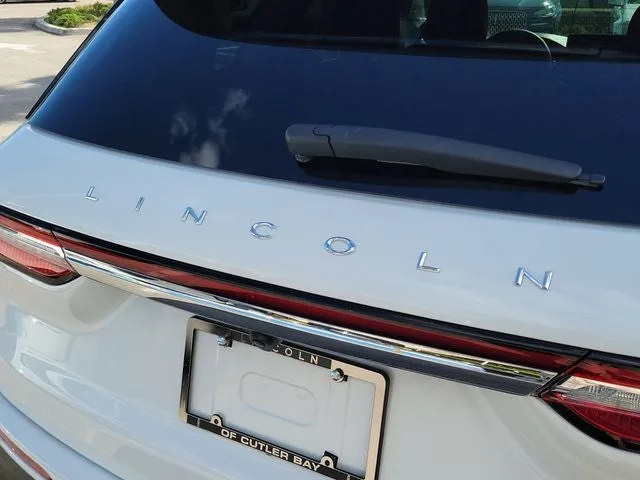 2024 Lincoln Corsair Premiere photo 7