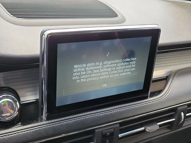 2021 Lincoln Corsair Standard photo 24