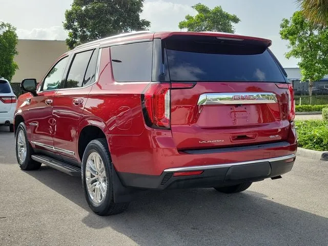 2022 GMC Yukon SLT photo 4