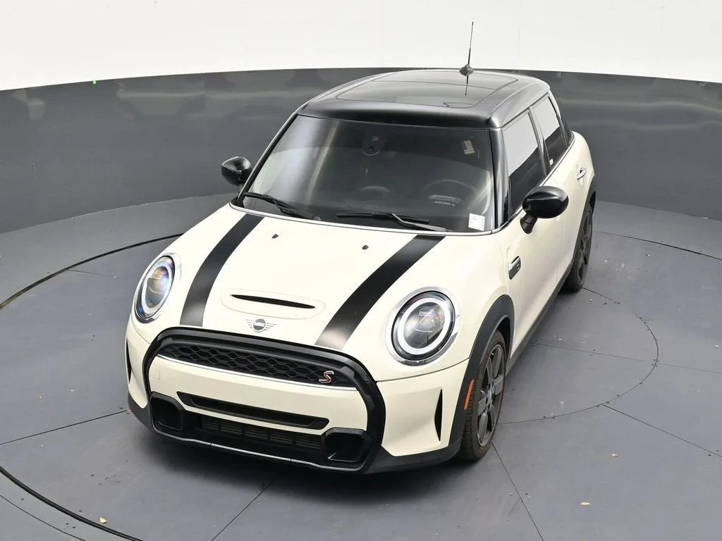 2022 MINI Hardtop 4 Door Cooper S photo 19