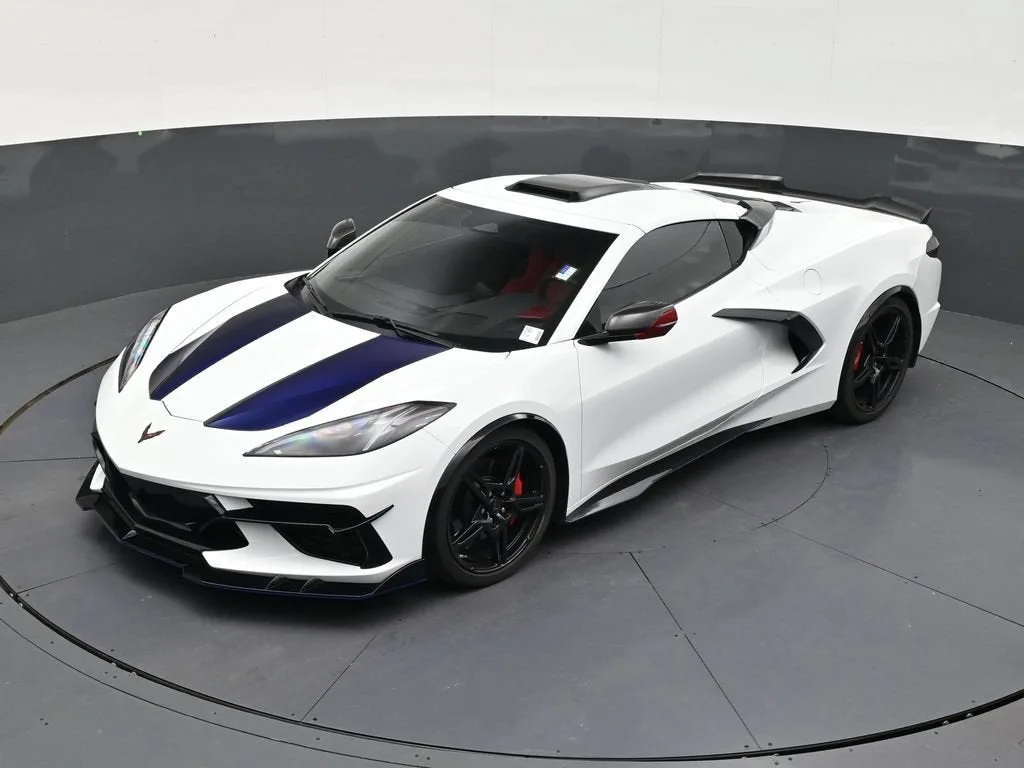 2025 Chevrolet Corvette Stingray 1LT photo 11
