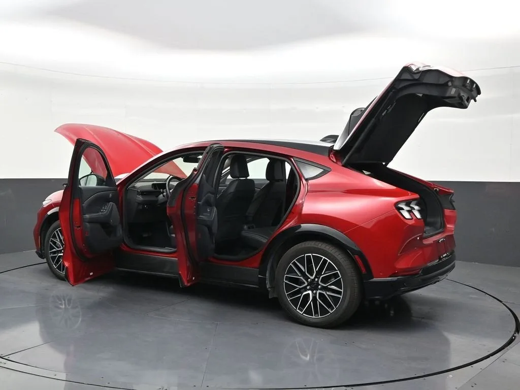 2024 Ford Mustang Mach-E Premium photo 30