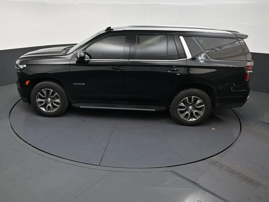 2023 Chevrolet Tahoe LT photo 12