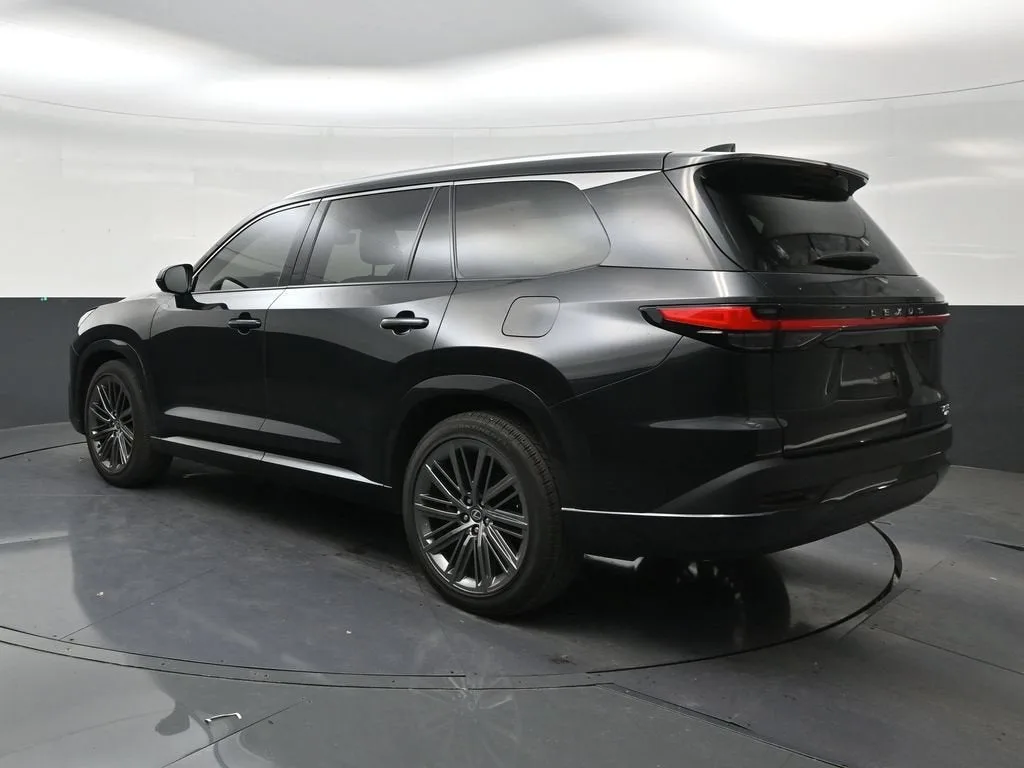 2026 Lexus TX 350 Luxury photo 3